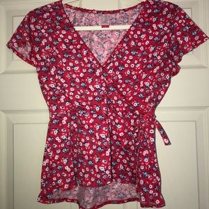 Red, White, and Blue floral top